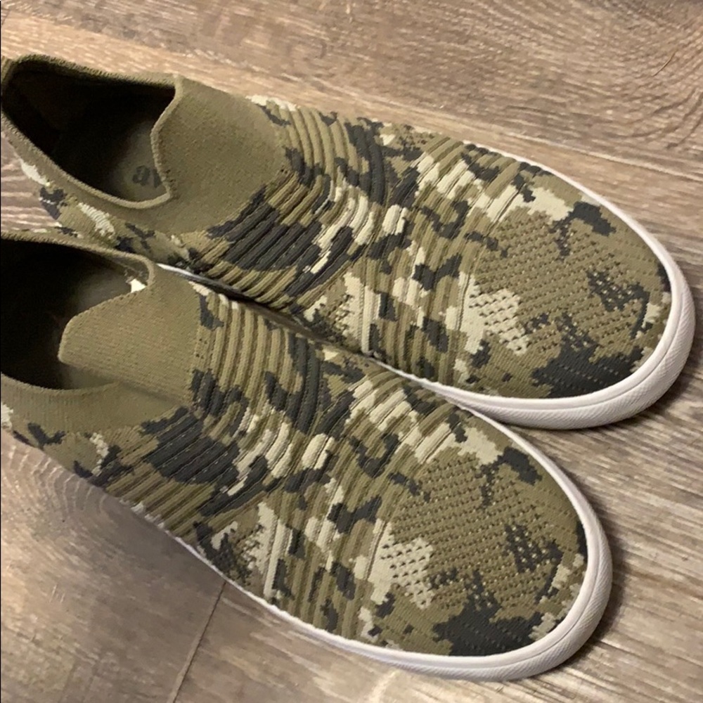 AVRE Camo Sneakers